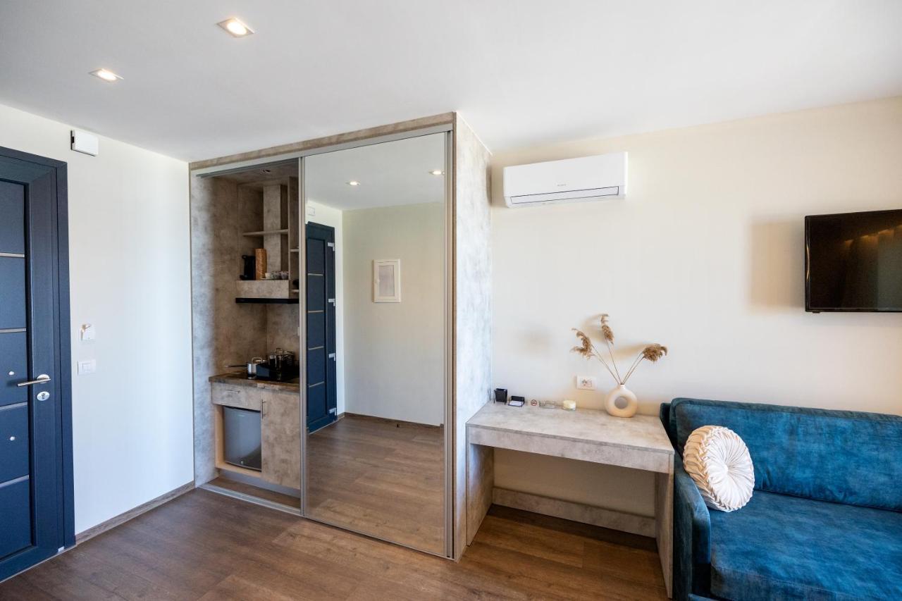 Sami Bayview Apartment Bagian luar foto
